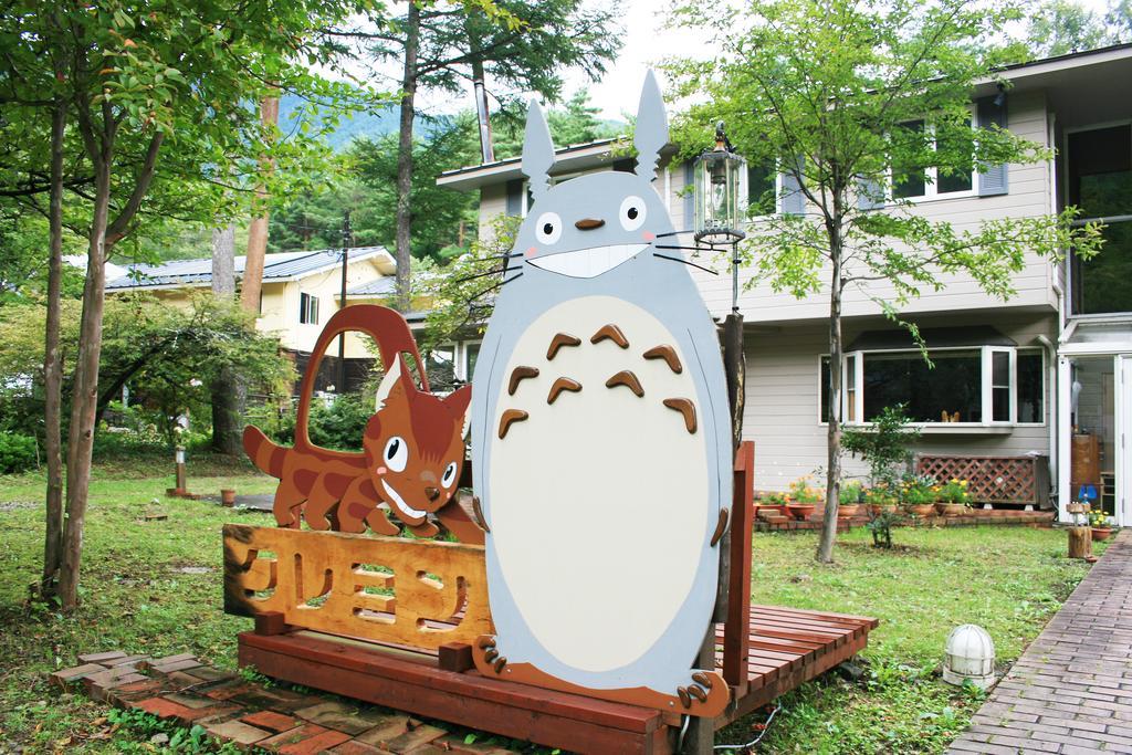 Family Pension Crayon Fujikawaguchiko Esterno foto